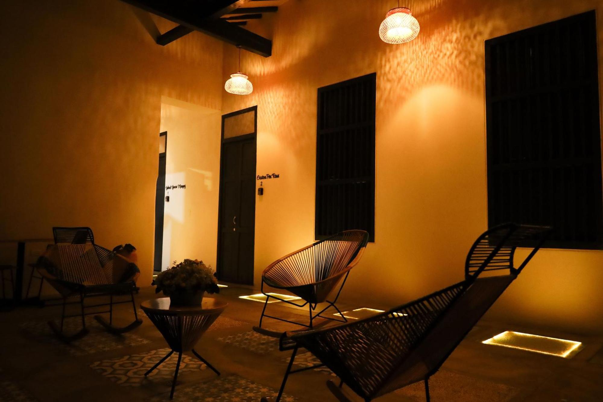 ホテル Casa Comala ブカラマンガ エクステリア 写真